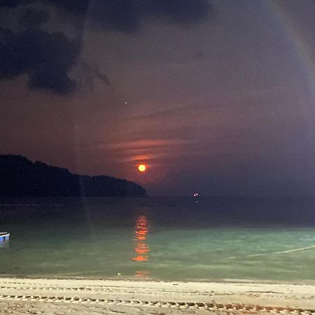 Empire Hotels & Resorts Kampong Pasir Hantu ภายนอก รูปภาพ