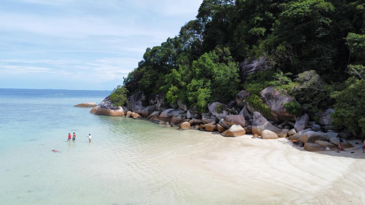Empire Hotels & Resorts Kampong Pasir Hantu ภายนอก รูปภาพ