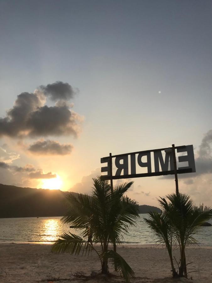 Empire Hotels & Resorts Kampong Pasir Hantu ภายนอก รูปภาพ